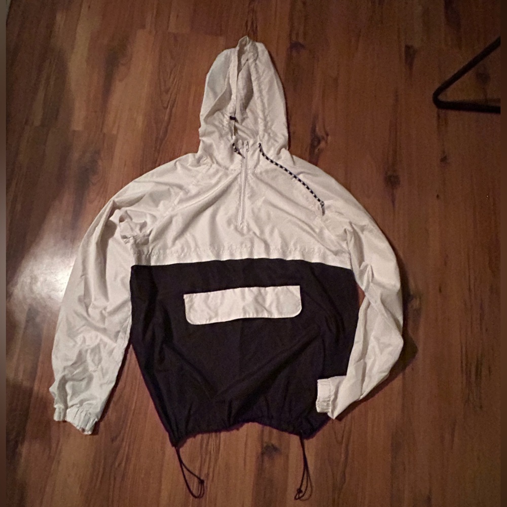Line windbreaker